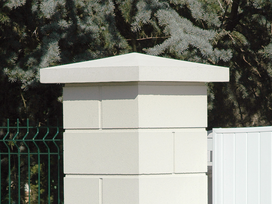 chapeau pointe de diamant pour pilier de clôture - PIERTEC